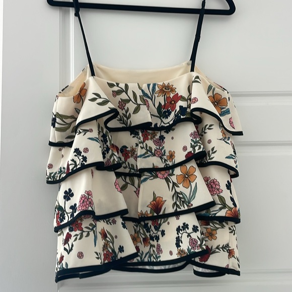 C/MEO Collective - Entitled Tiered tank (S) - Picture 2 of 5